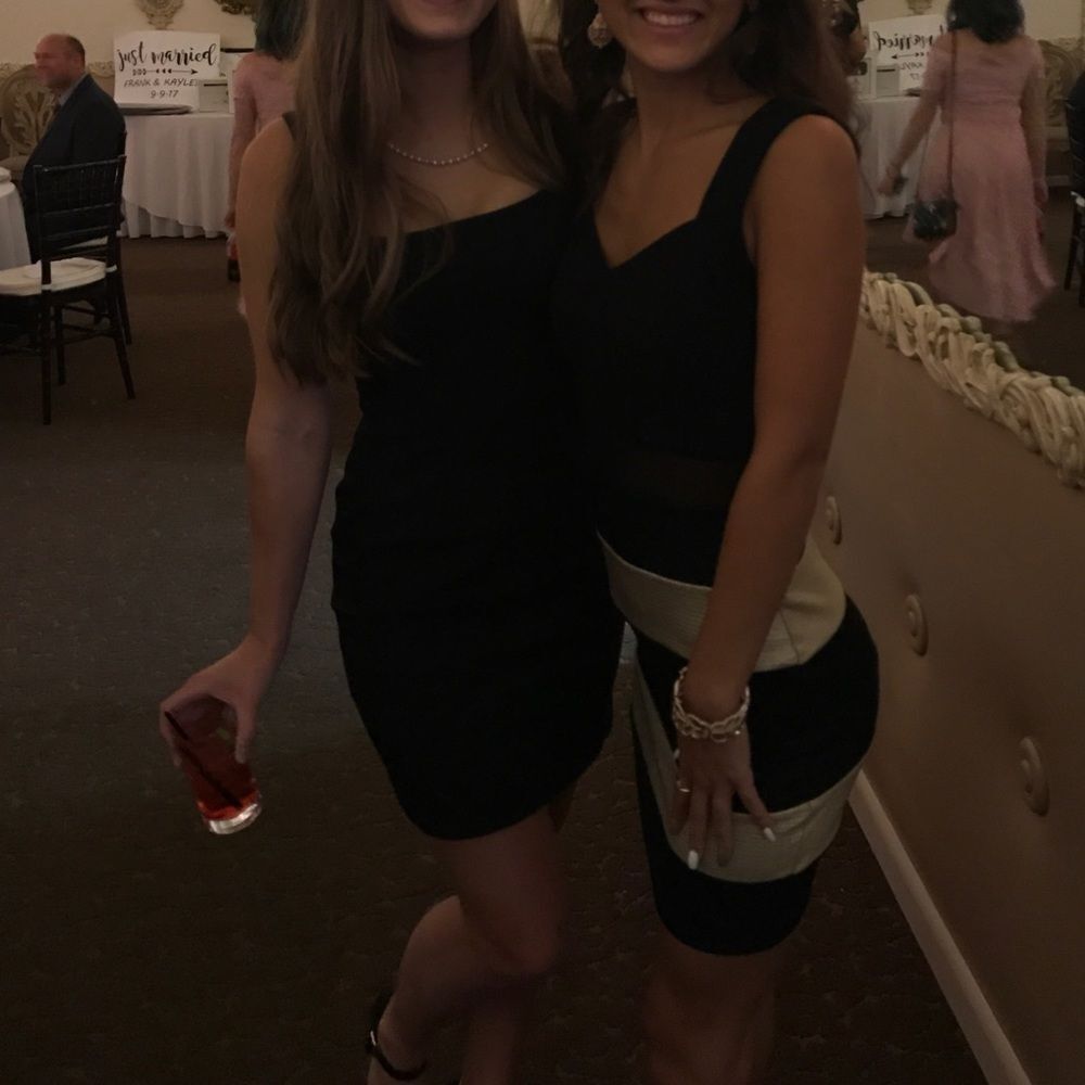 Banana republic black dress 💕HUGE CLOSET SALE - Picture 3 of 7